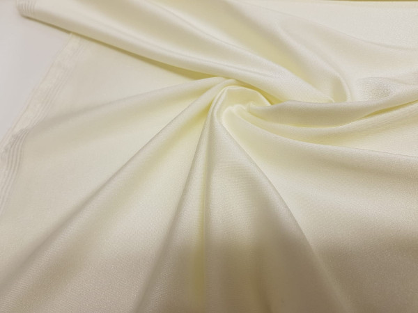 Lycra -svetla smetana