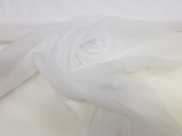 Til Valeria- snežno bela