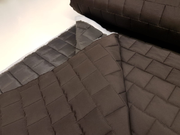 Prešita tkanina,      vatirana,preštepanka - temno rjava