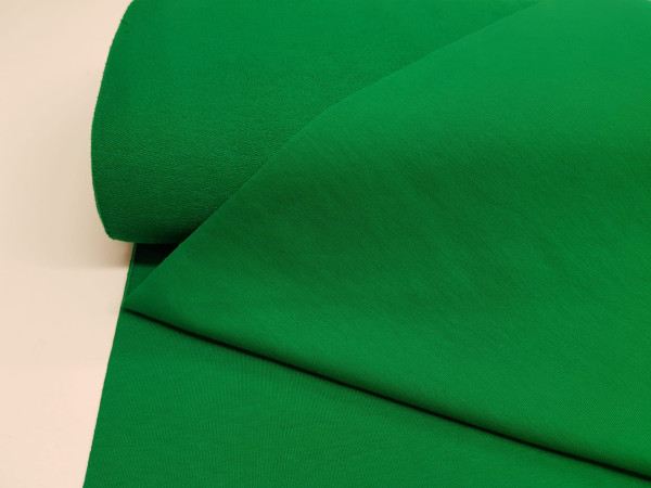 Prevešanka bielastična-lepa živo zelena