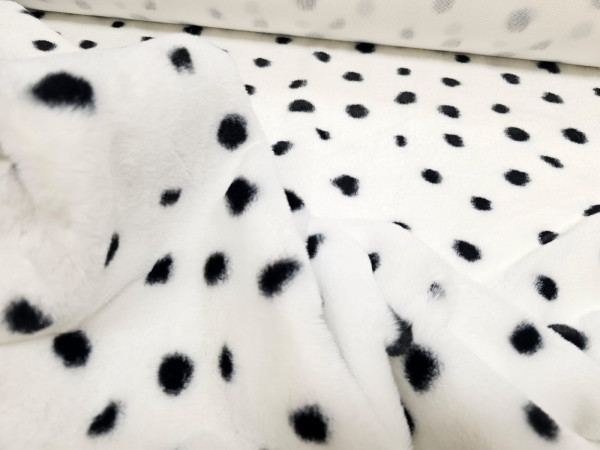 Umetno krzno,kratkedlake -dalmatinec majše pike