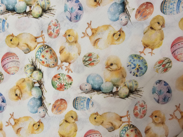 Bombažni poplin, digitalni potisk -velikonočni potisk piščančki in pirhi na beli osnovi, ZADNJI KOS