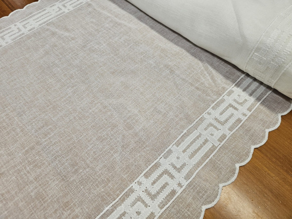 Zavesa 60cm - pokončni paneli, povezeni liki, smetana osnova