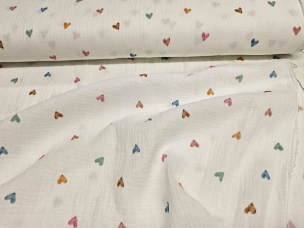 TETRA tkanina, dvoslojna- srčki na off white beli osnovI