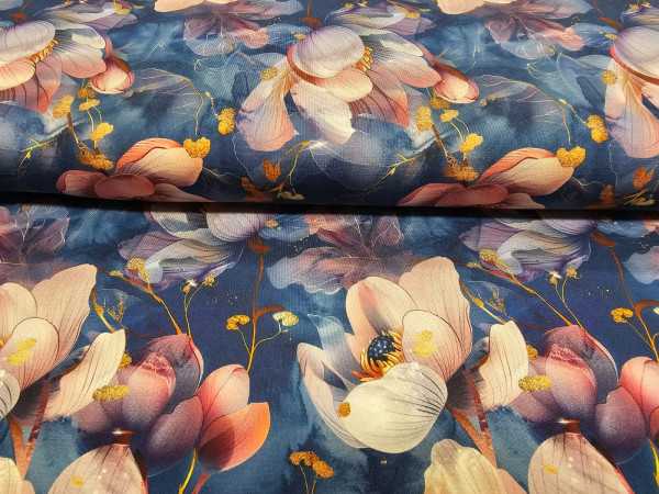 BAMBUS jersey-rože v puder roza barvi na jeans modri osnovi, ZADNJI KOS