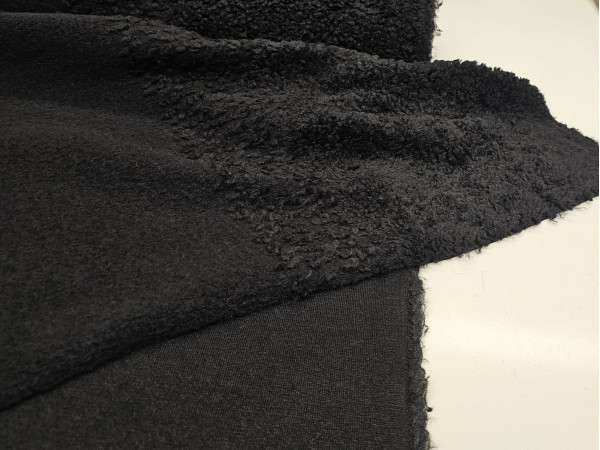 Debela pletenina, kuhana volna, BUKLE bordura, UNIKAT- črna barva