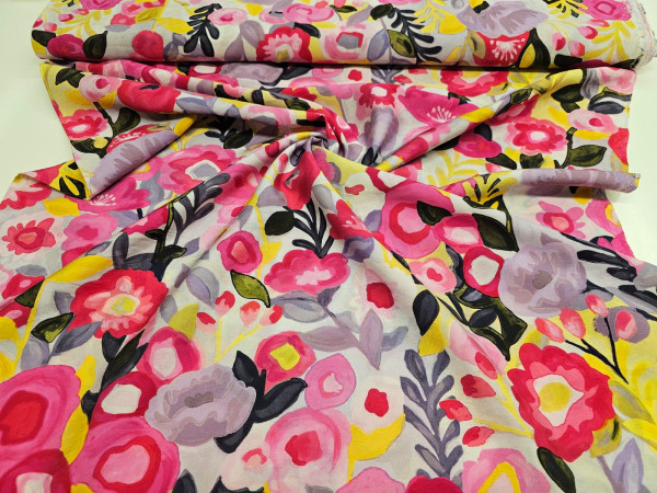 Viskozna tkanina- cvetlični vzorec, fuksija in roza rože