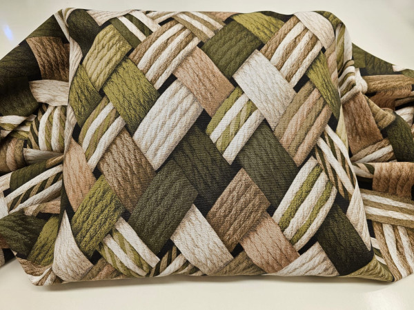 Dekor, lažji - pleten vzorec v zeleno rjavih odtenkih