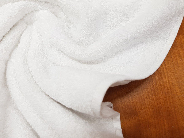 Frotir premium-snežno bela