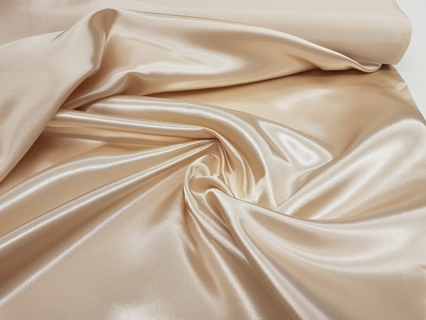 Saten saturno-šampanjec