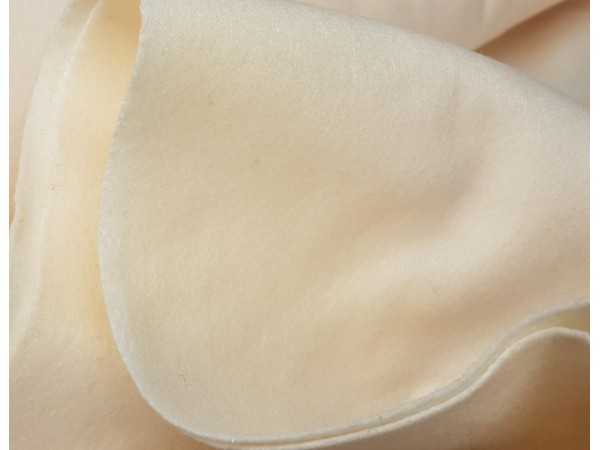 Filc 1,5 mm smetana s pridihom marelice