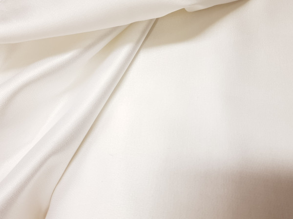 Vanessa, saten minerva, raso minerva, gladka bela