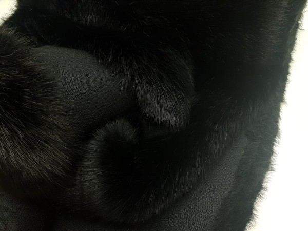 Umetno krzno premium-črna