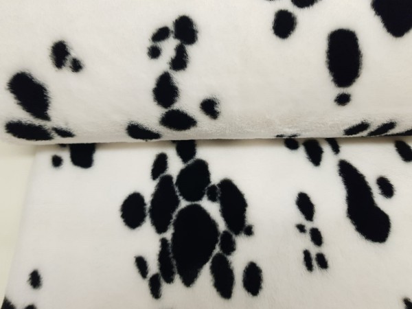 Umetno krzno-dalmatinec večje pike