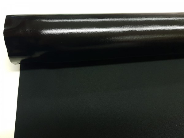 Oblačilno umetno usnje, lak-črna barva