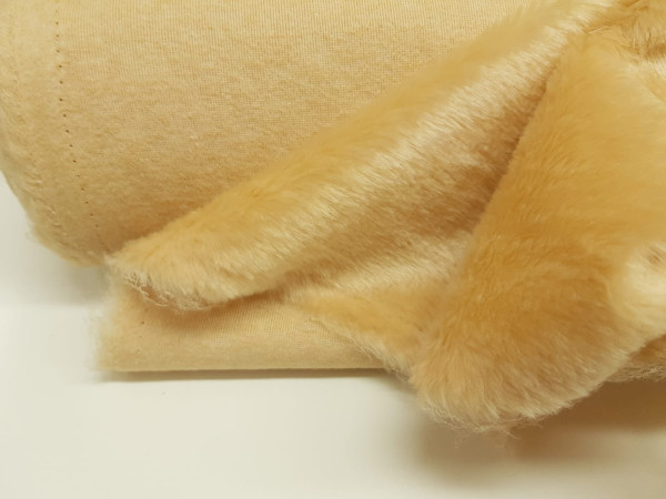 Umetno krzno-lisičja